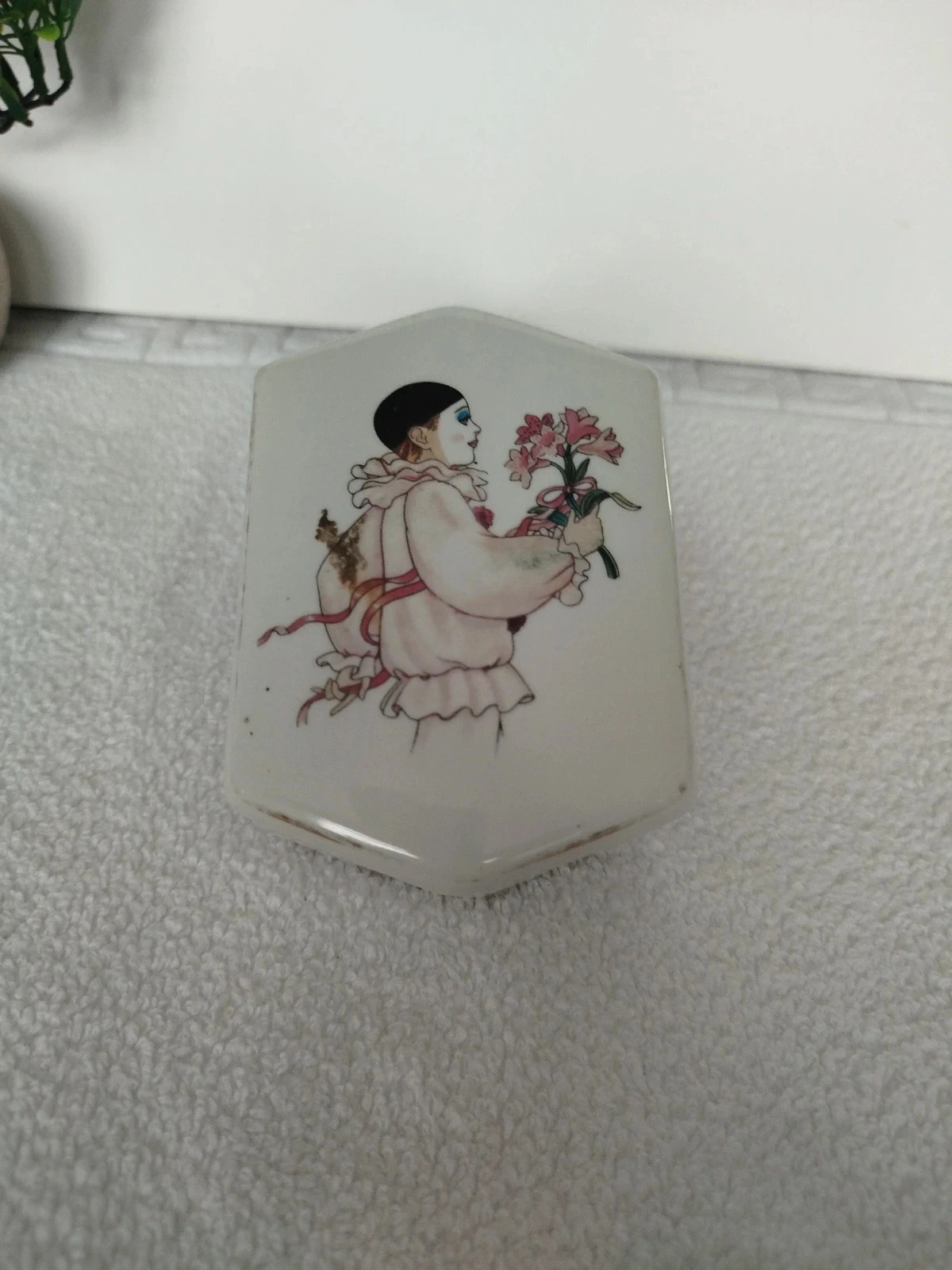 Antigua caja de joyería Pierrot – photo 2